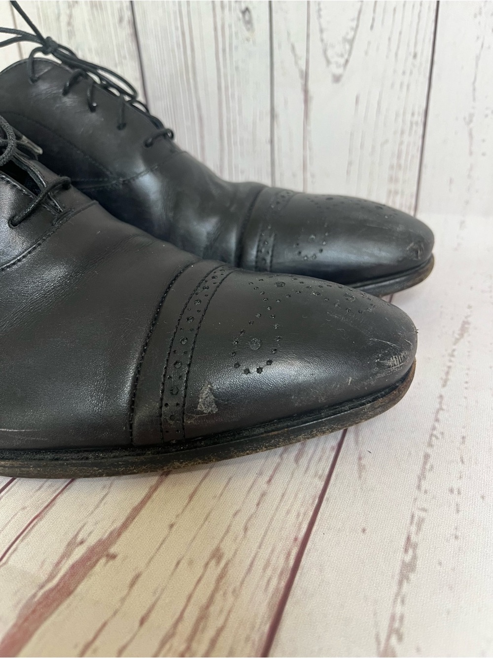 Men's Prada Size 8 Black Leather Dress Shoes Cap-Toe Oxford - Picture 3 of 16